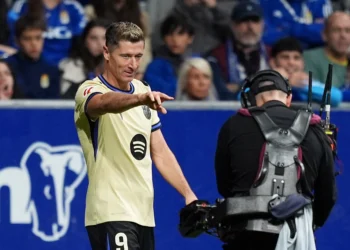 Barcelona fight back to secure important victory at Real Oviedo