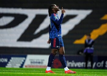 Eze scores first Arsenal goal in League Cup win. Man City, Tottenham and Newcastle also advance