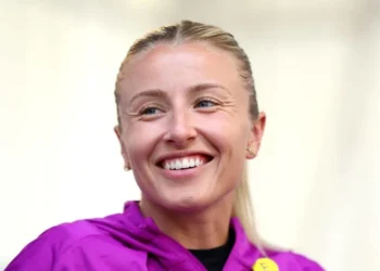 arsenal’s leah williamson playing return expected before christmas, renee slegers says